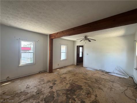 19870 Pasnow Avenue Euclid OH 44119