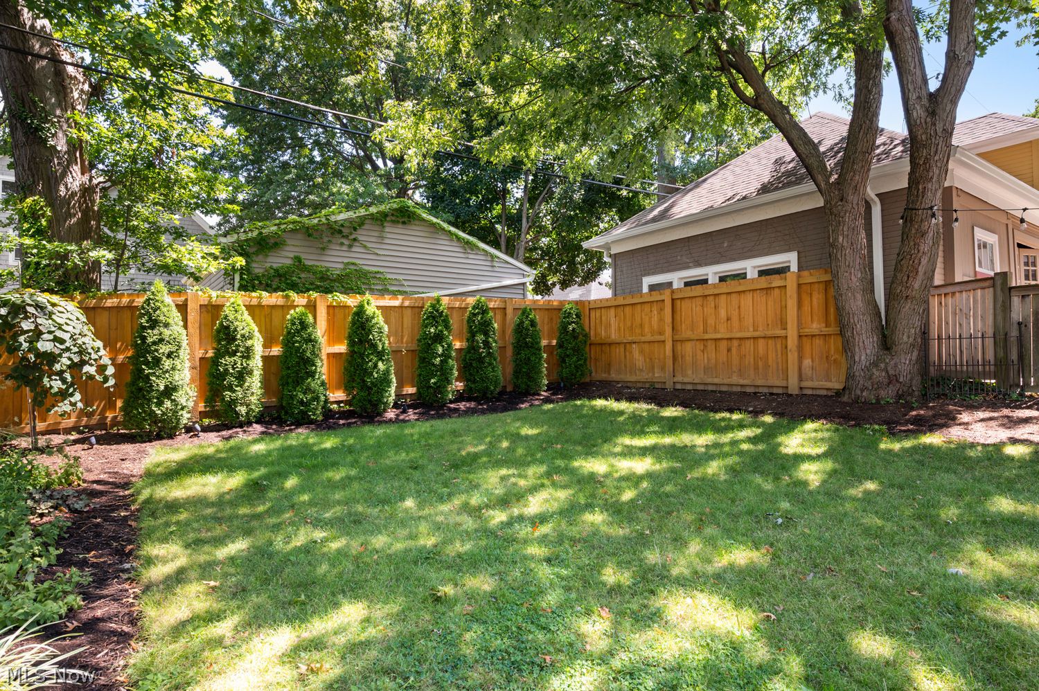 1465 Arthur Avenue Lakewood OH 44107