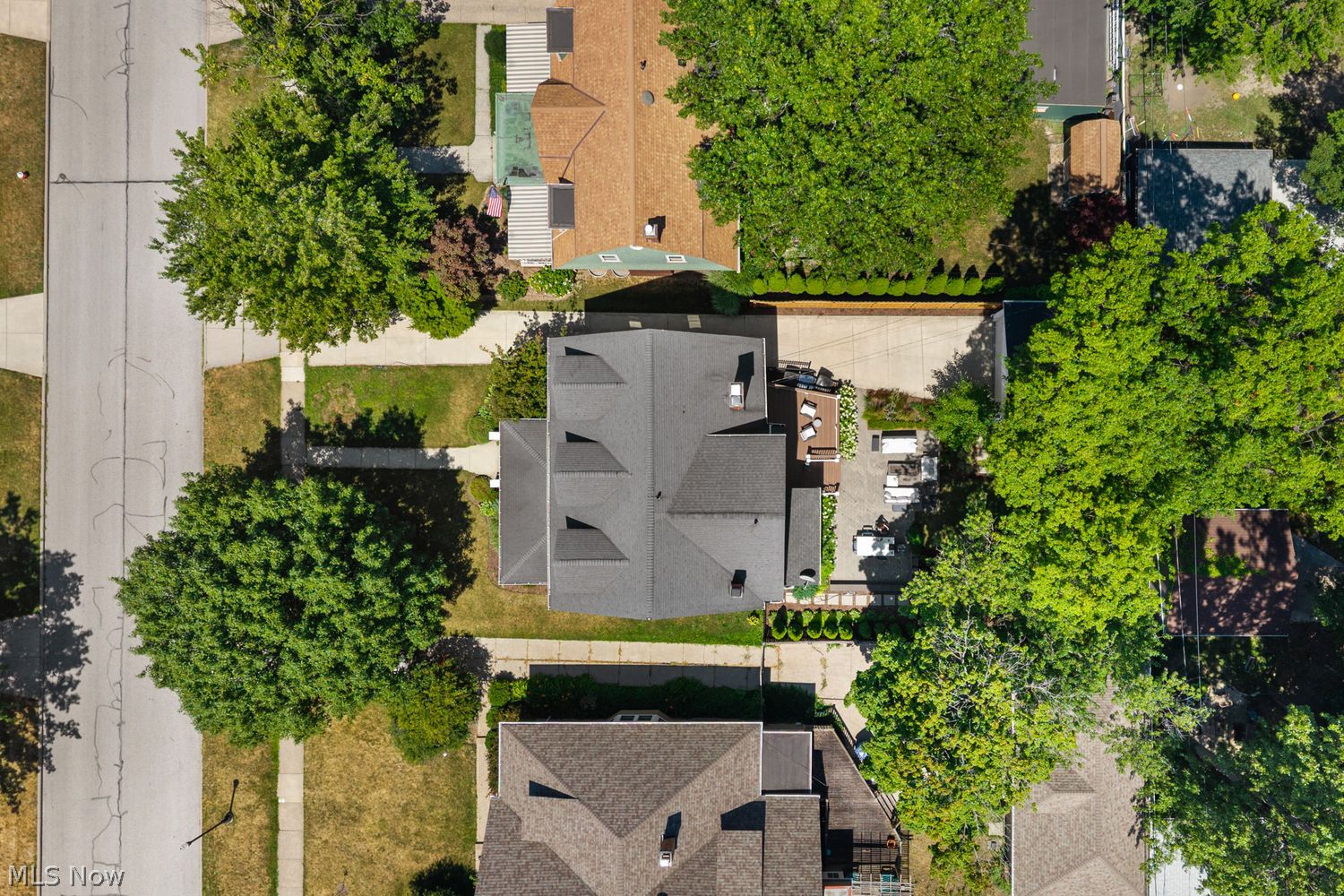 1465 Arthur Avenue Lakewood OH 44107