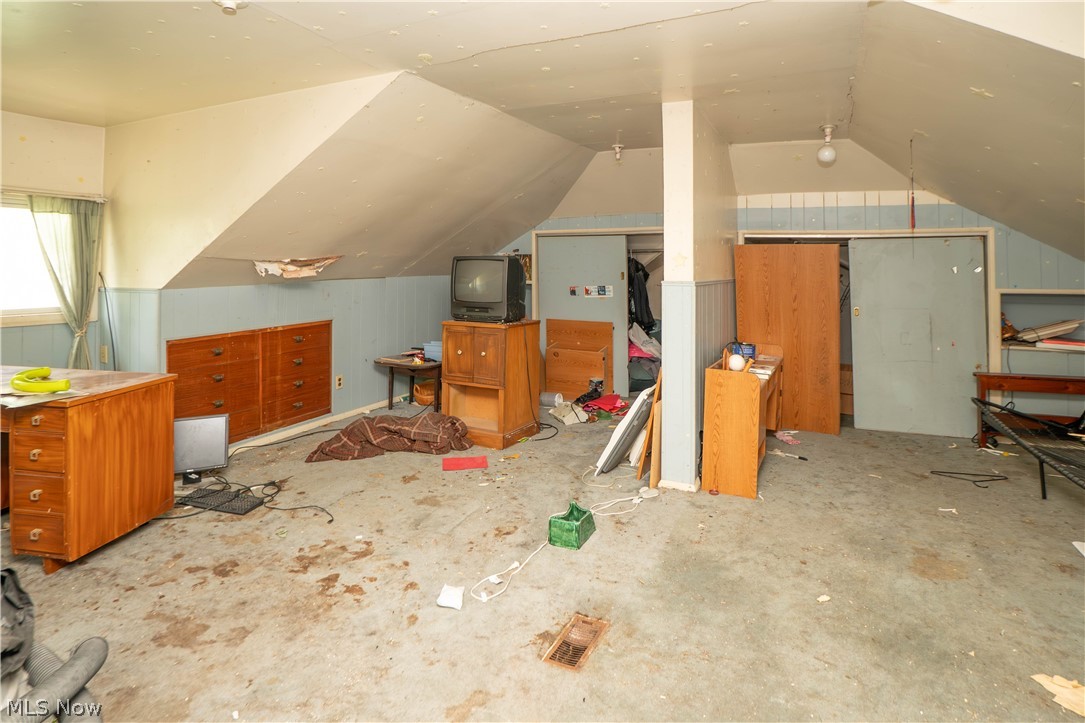 522 Massillon Road Akron OH 44306