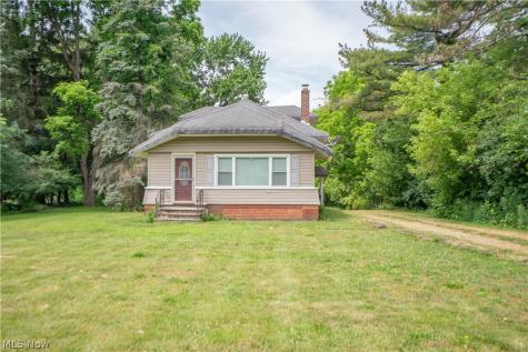 522 Massillon Road Akron OH 44306