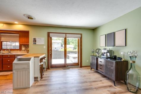 533 Louise Street Ravenna OH 44266