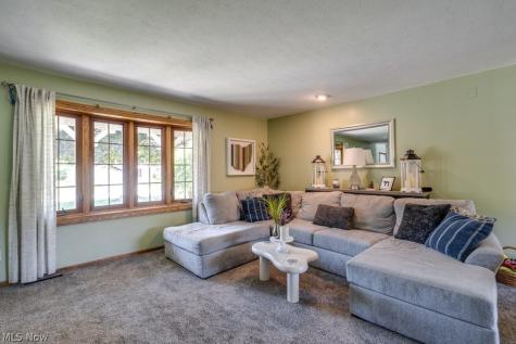 533 Louise Street Ravenna OH 44266