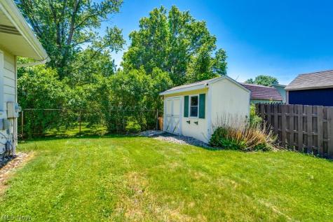 533 Louise Street Ravenna OH 44266