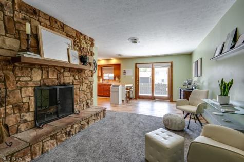 533 Louise Street Ravenna OH 44266
