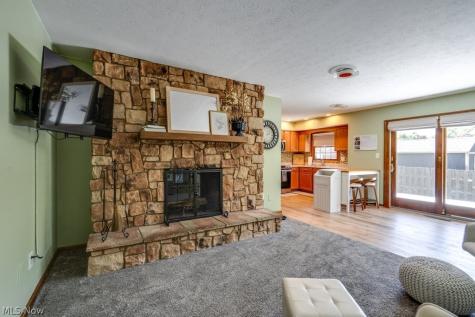 533 Louise Street Ravenna OH 44266