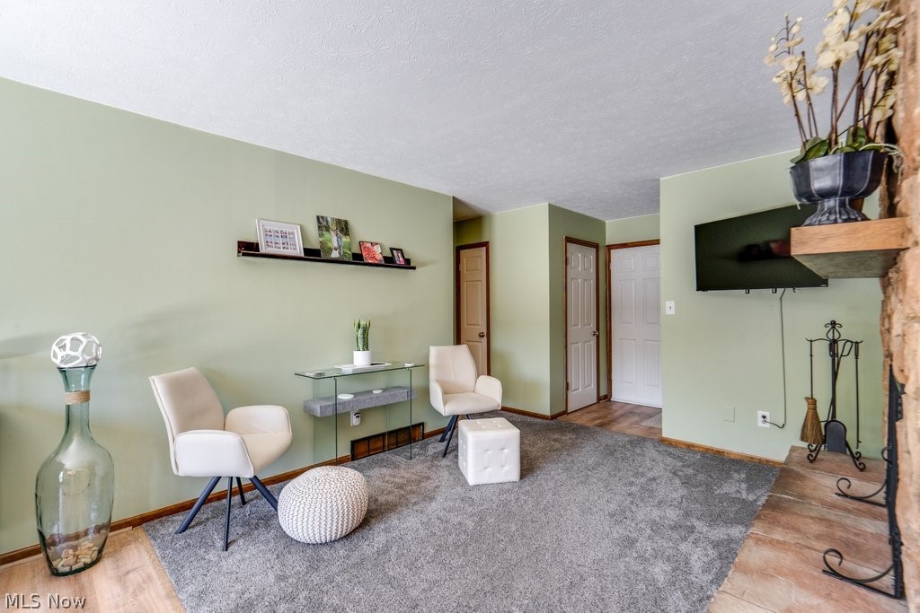 533 Louise Street Ravenna OH 44266