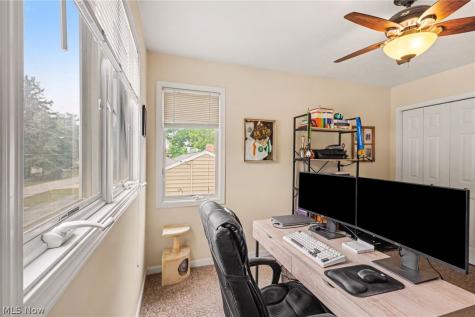 145 Vineyard Road Avon Lake OH 44012