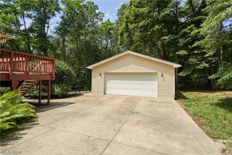 1865 Hartville Road Mogadore OH 44260