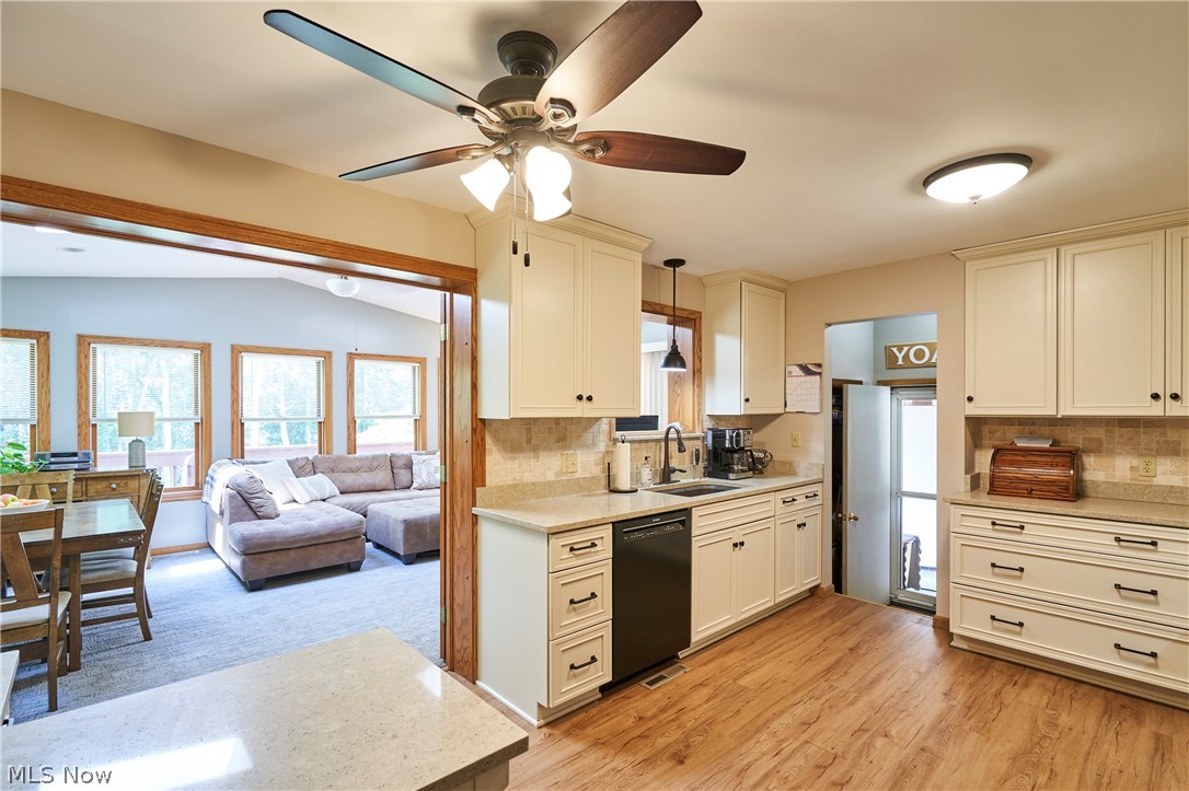 1865 Hartville Road Mogadore OH 44260