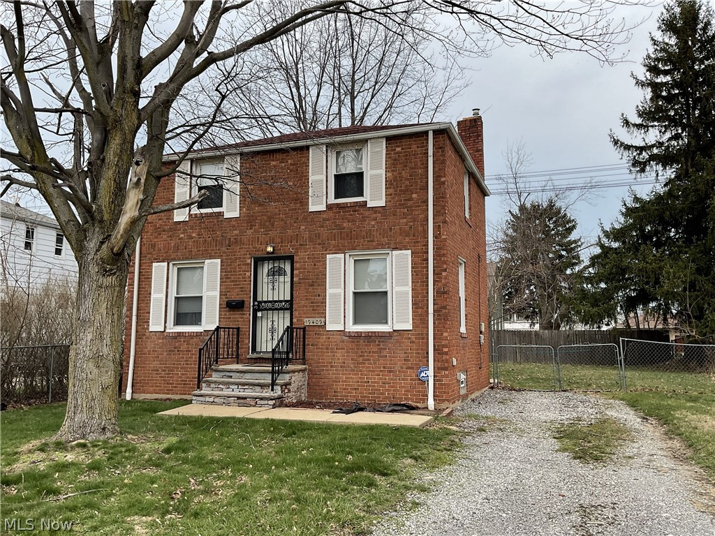19409 Cherokee Avenue Cleveland OH 44119
