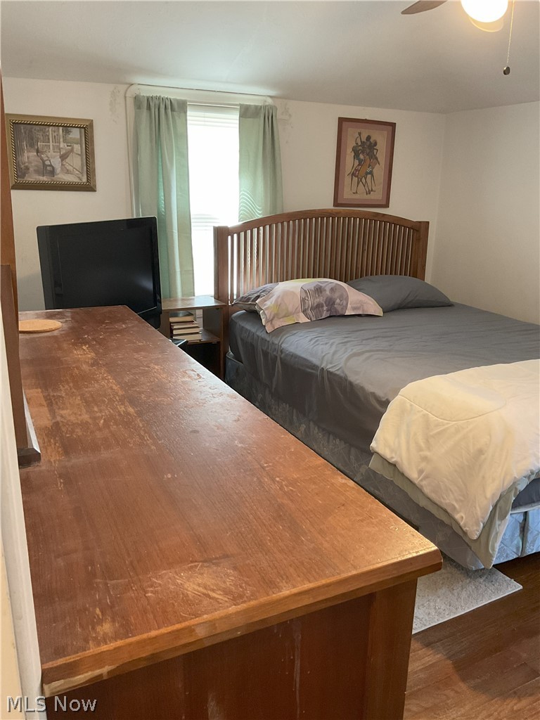 19409 Cherokee Avenue Cleveland OH 44119
