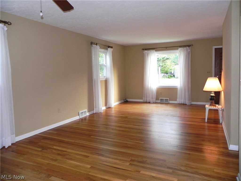 293 Bellaire Road Avon Lake OH 44012