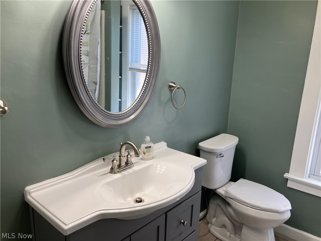 502 Dewey Avenue Elyria OH 44035