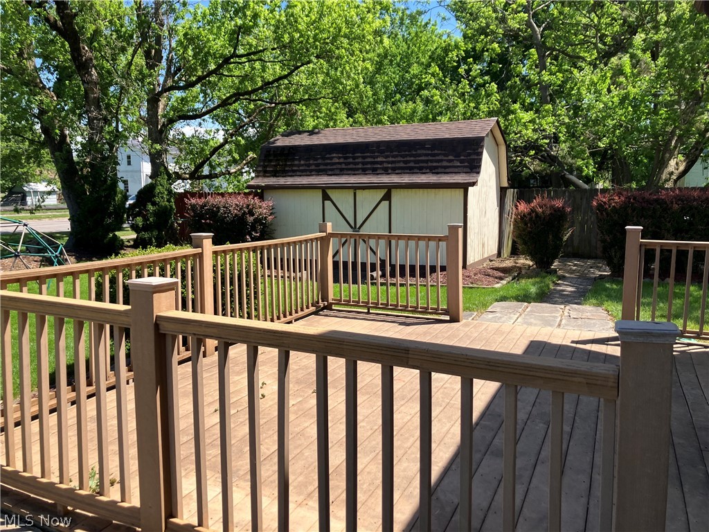 502 Dewey Avenue Elyria OH 44035