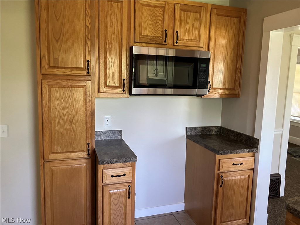 502 Dewey Avenue Elyria OH 44035