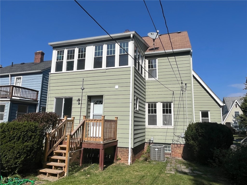 1148 Sylvania Road Cleveland Heights OH 44121