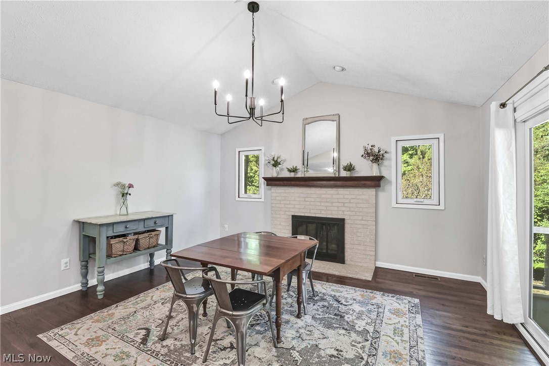 705 Lake Trail Aurora OH 44202