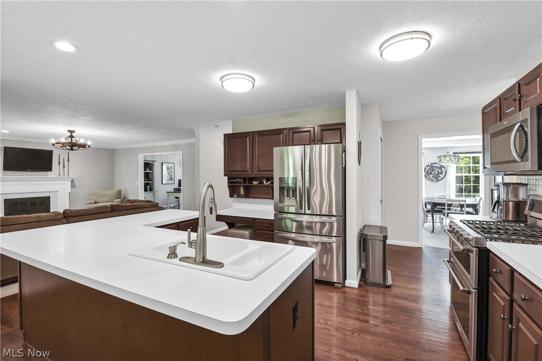 705 Lake Trail Aurora OH 44202