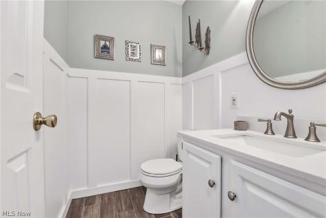 705 Lake Trail Aurora OH 44202