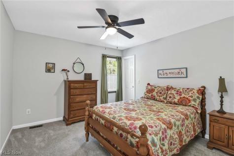 705 Lake Trail Aurora OH 44202
