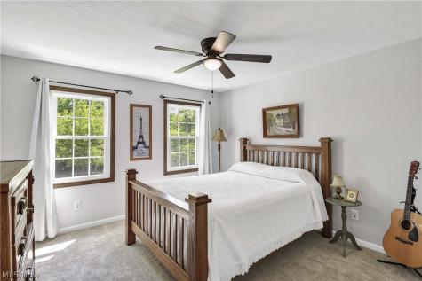 705 Lake Trail Aurora OH 44202