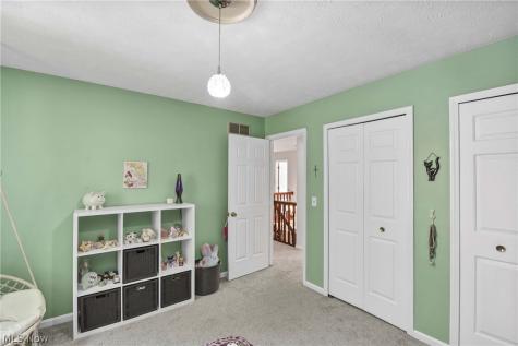 705 Lake Trail Aurora OH 44202