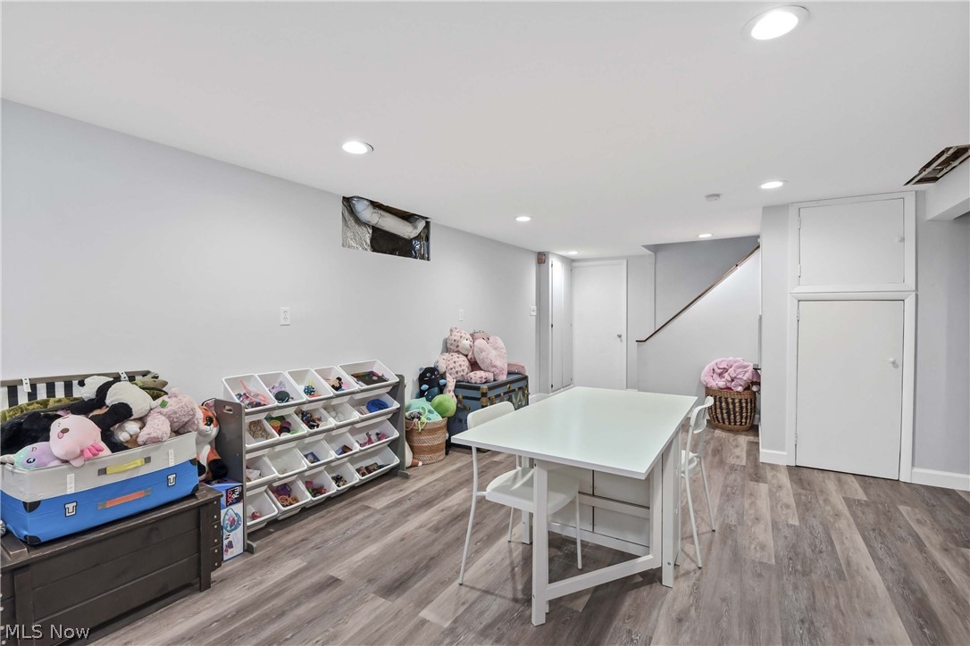705 Lake Trail Aurora OH 44202