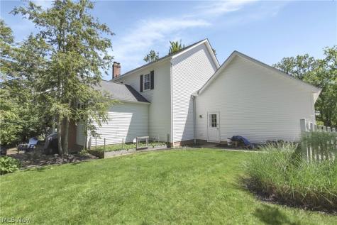 705 Lake Trail Aurora OH 44202