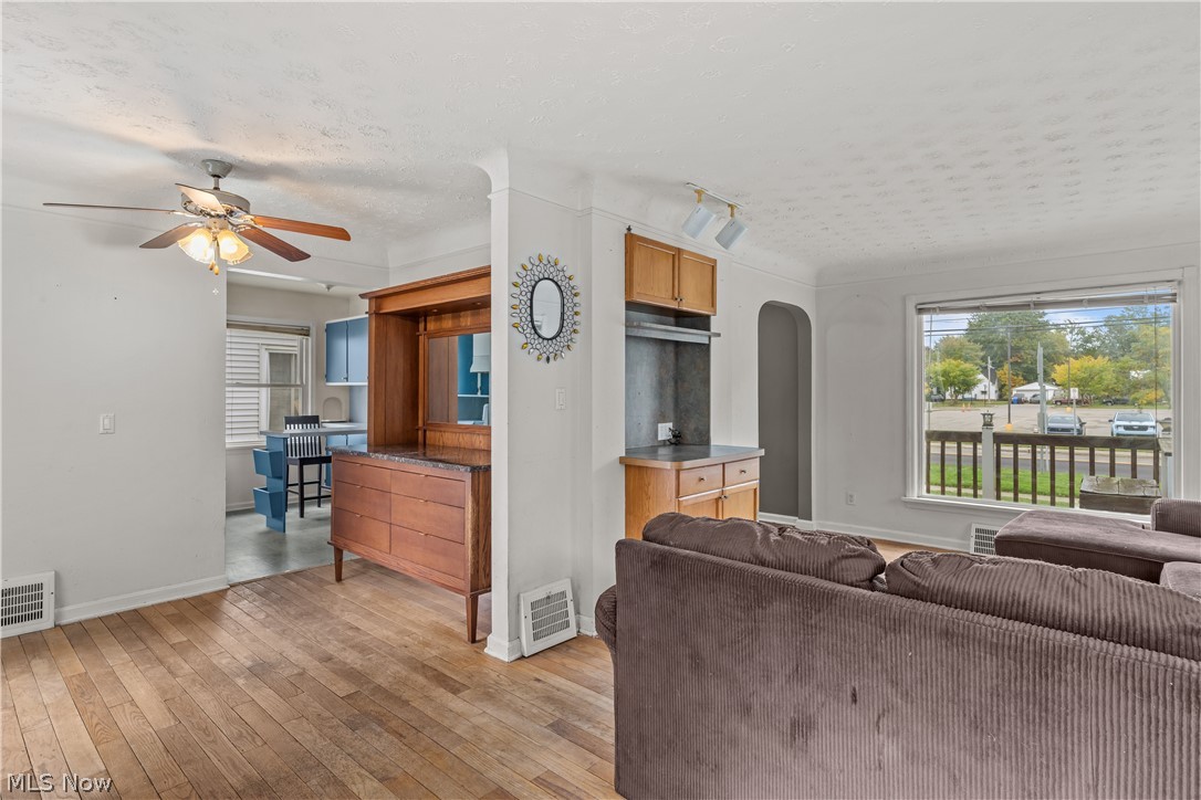 4354 W 140th Street Cleveland OH 44135