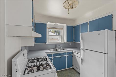 4354 W 140th Street Cleveland OH 44135