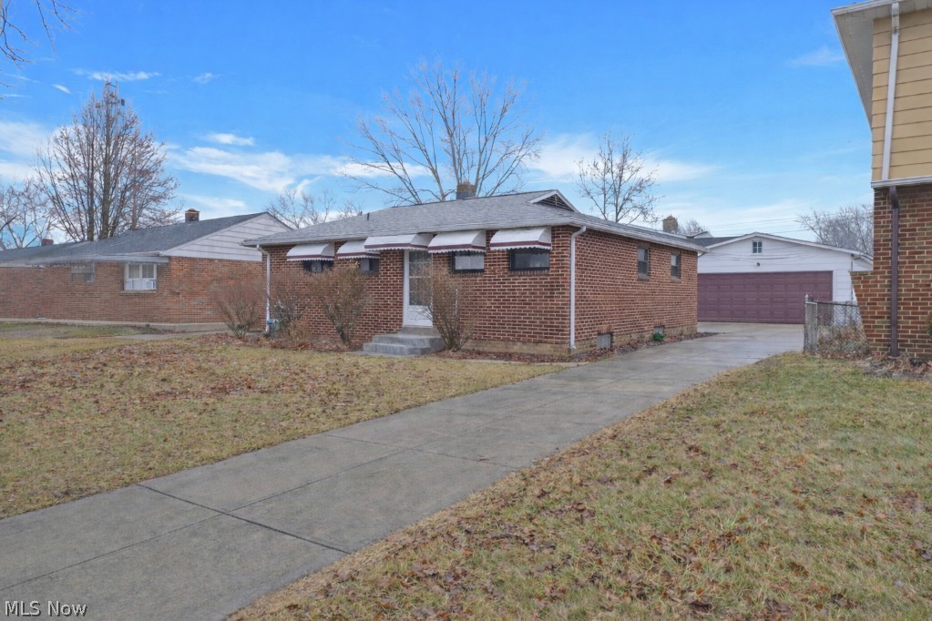 6377 Ledgebrook Drive Brook Park OH 44142