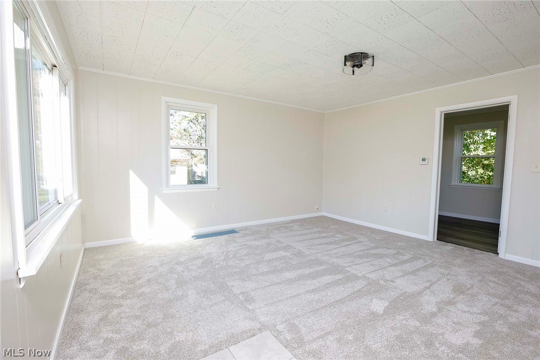 385 Jones Street Shreve OH 44676