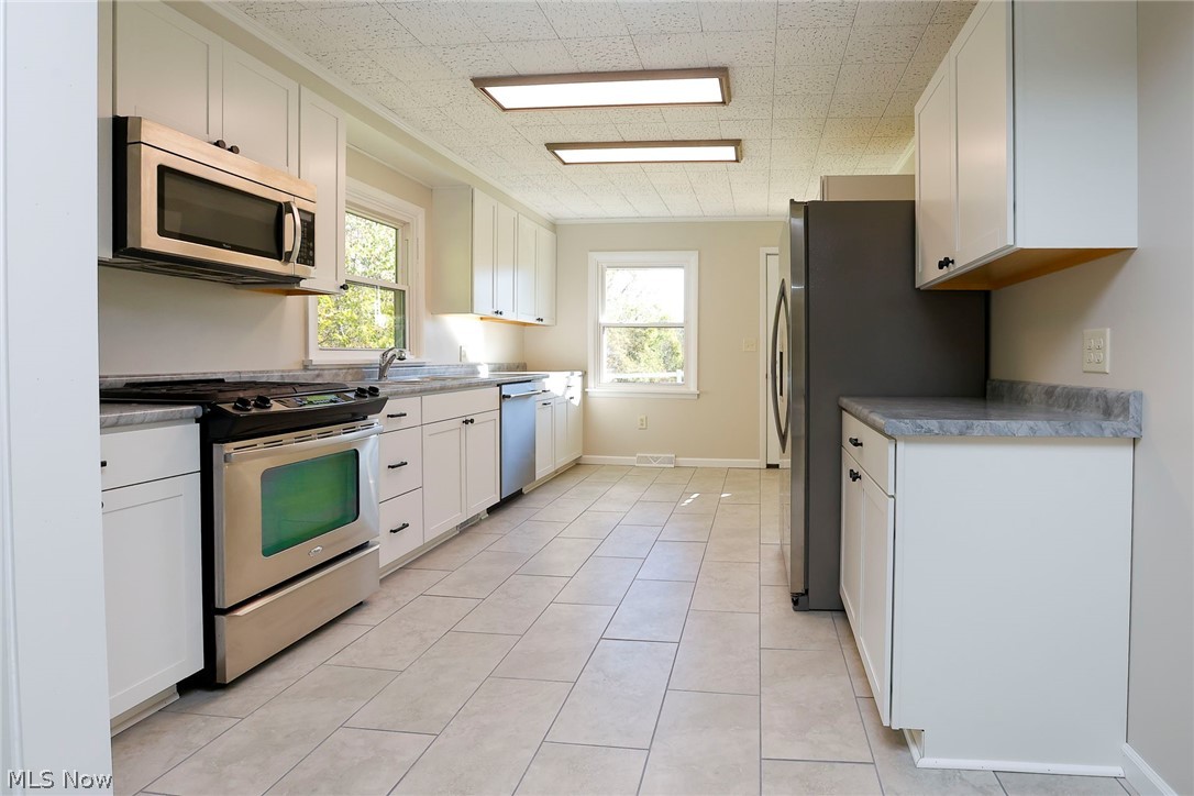 385 Jones Street Shreve OH 44676