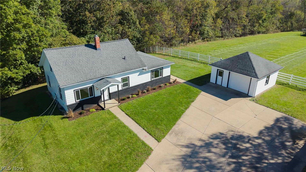 385 Jones Street Shreve OH 44676