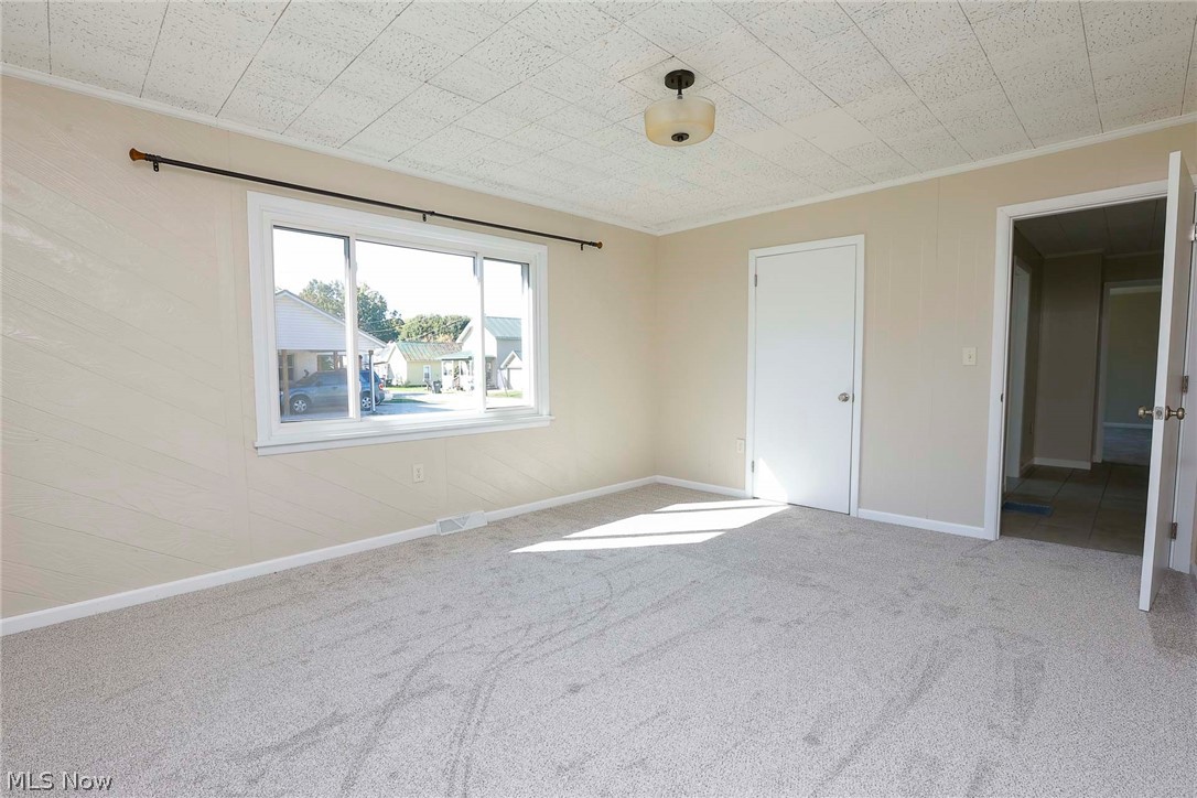 385 Jones Street Shreve OH 44676