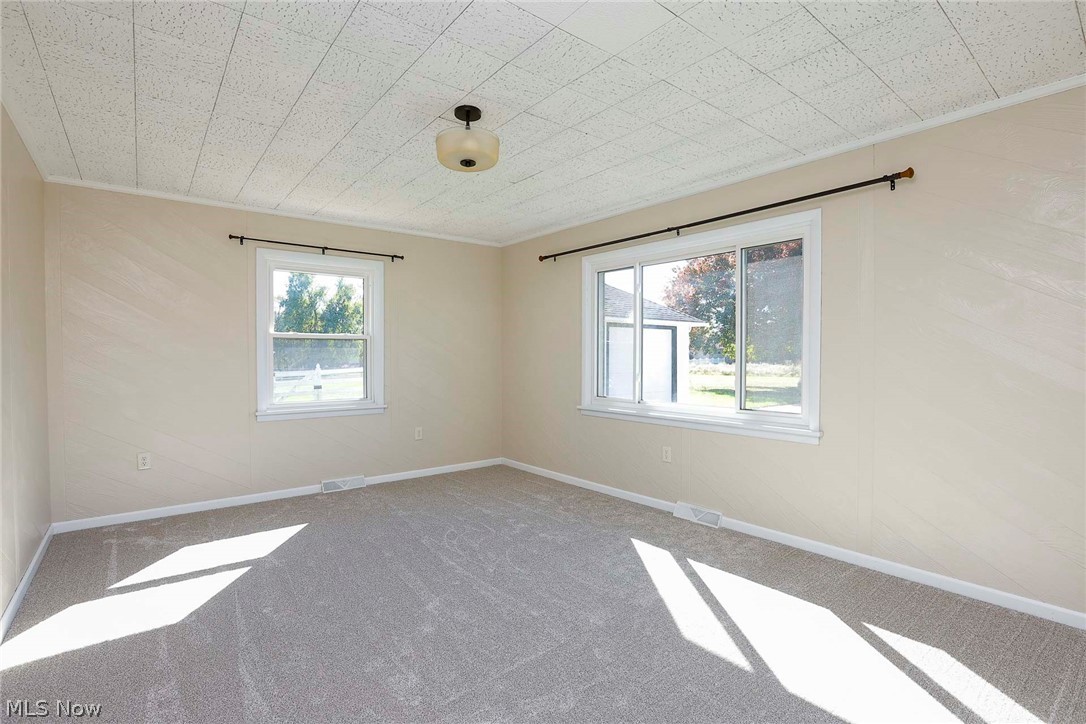 385 Jones Street Shreve OH 44676