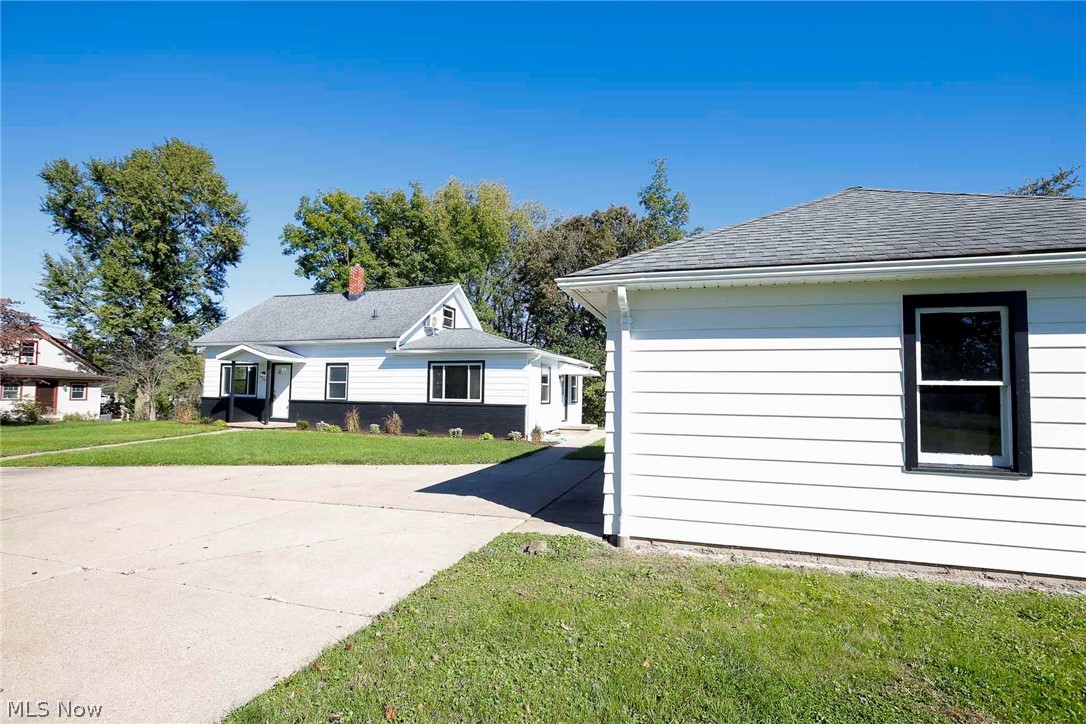 385 Jones Street Shreve OH 44676