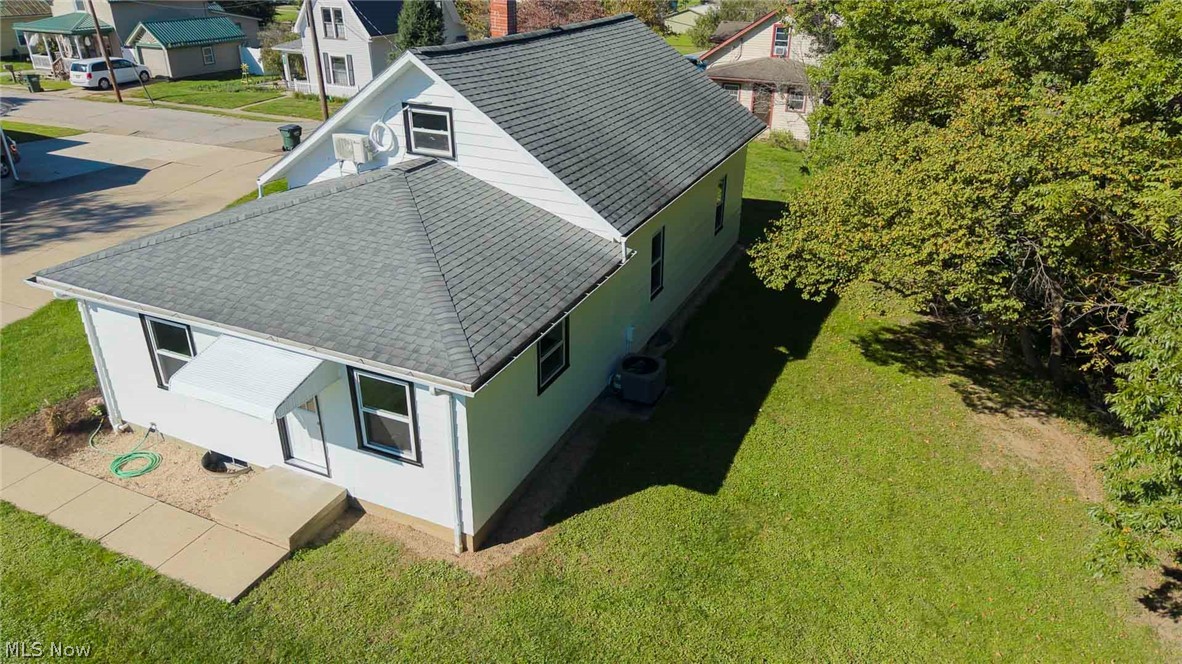 385 Jones Street Shreve OH 44676