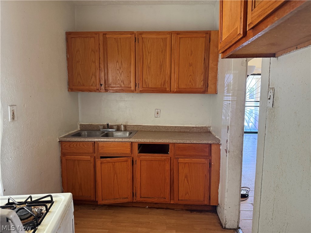 3180 W 105th Street Cleveland OH 44111