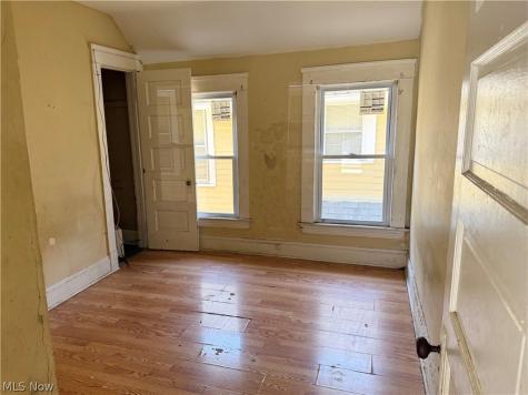 3180 W 105th Street Cleveland OH 44111