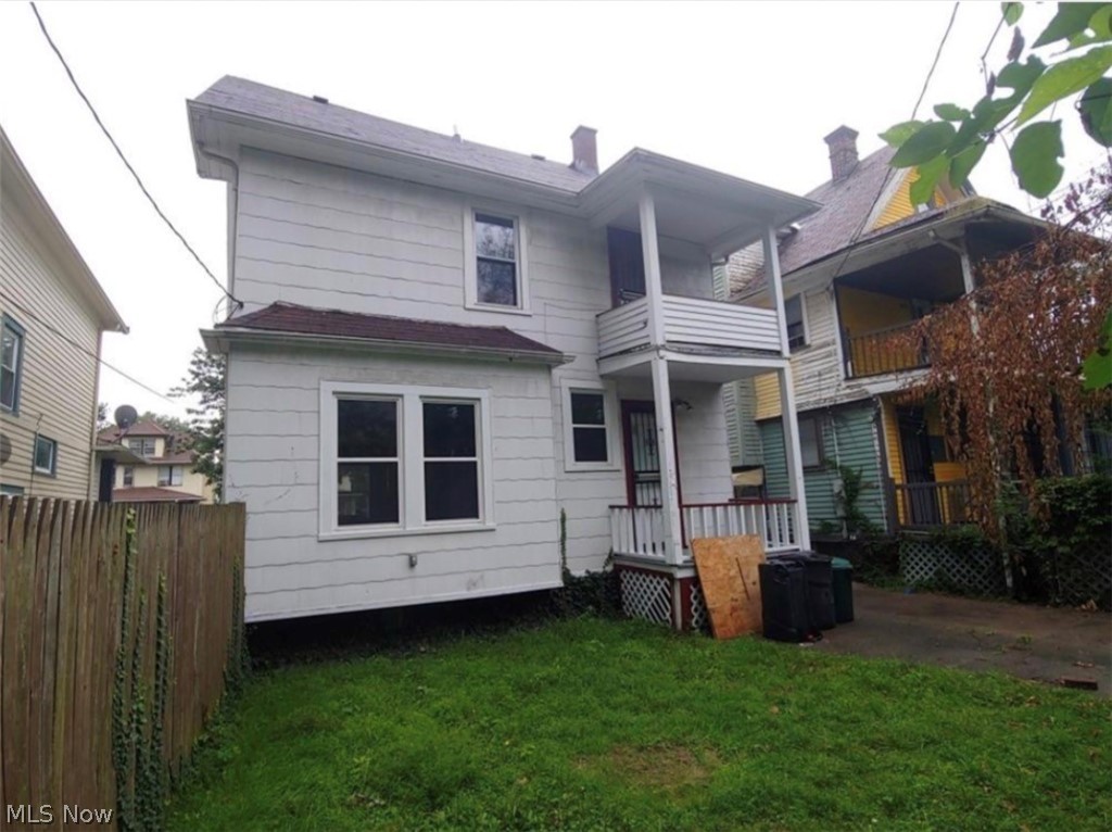 1169 Melbourne Road East Cleveland OH 44112