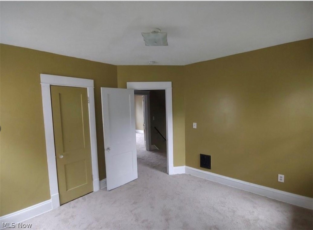 1169 Melbourne Road East Cleveland OH 44112