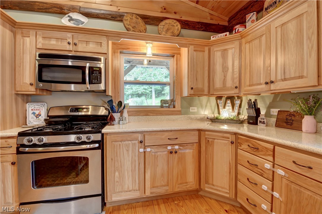 10799 Seminary Road Kimbolton OH 43749