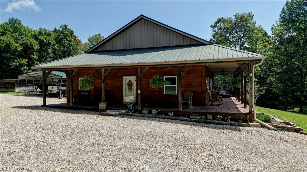 10799 Seminary Road Kimbolton OH 43749