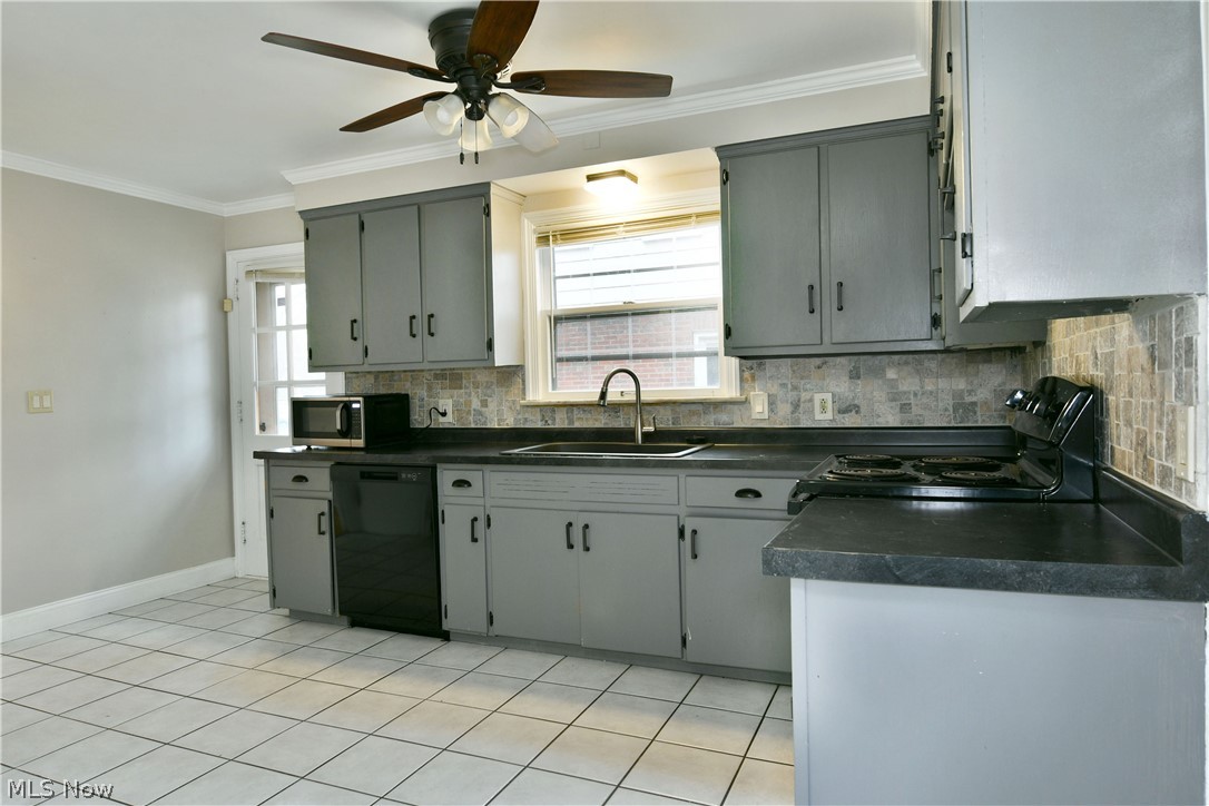 94 Jennette Drive Youngstown OH 44512