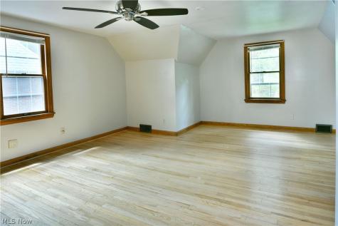 94 Jennette Drive Youngstown OH 44512