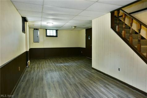 94 Jennette Drive Youngstown OH 44512
