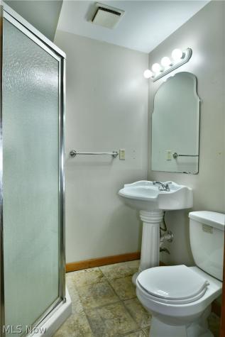 94 Jennette Drive Youngstown OH 44512