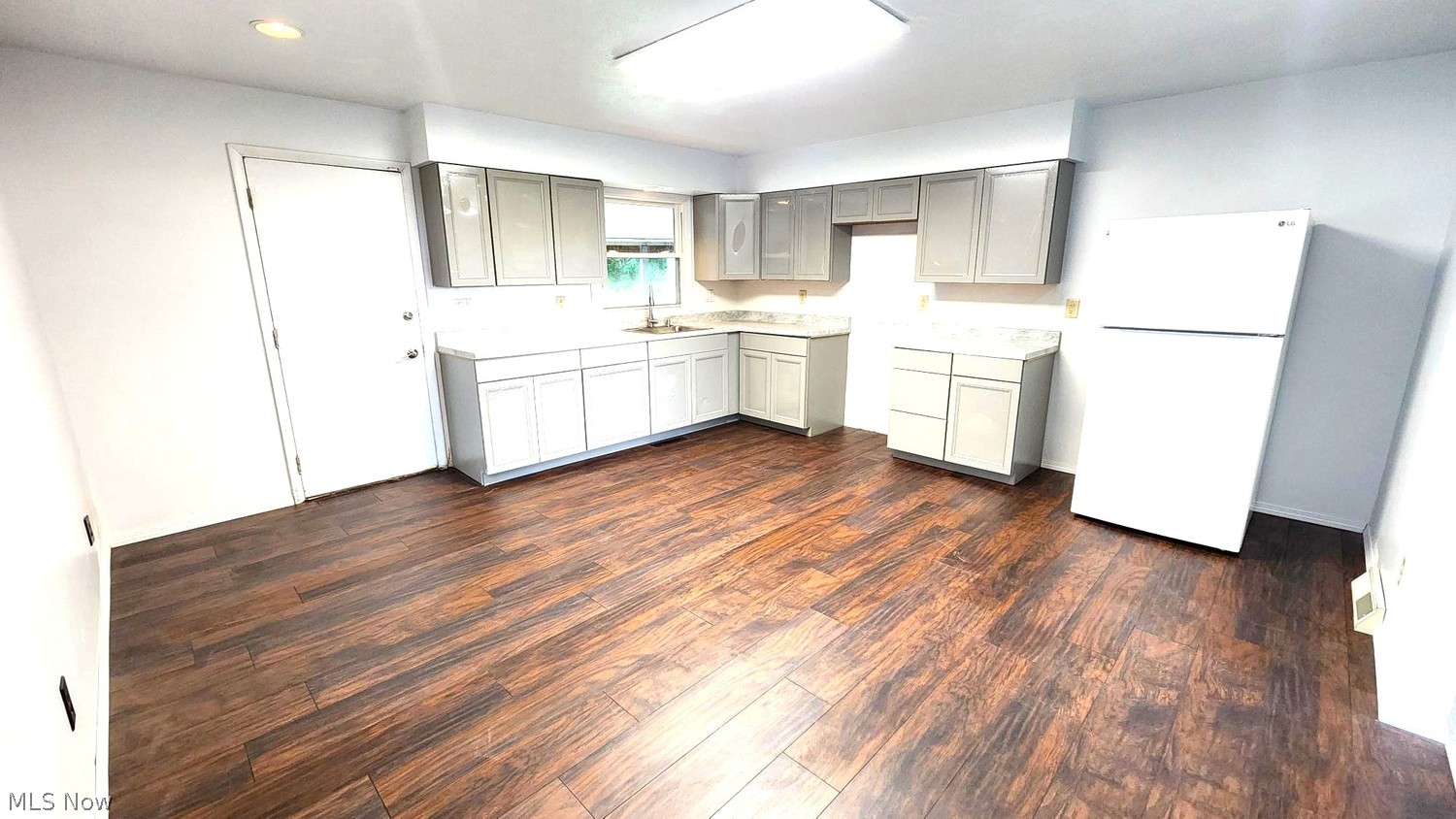 11912 Mudbrook Road Milan OH 44846